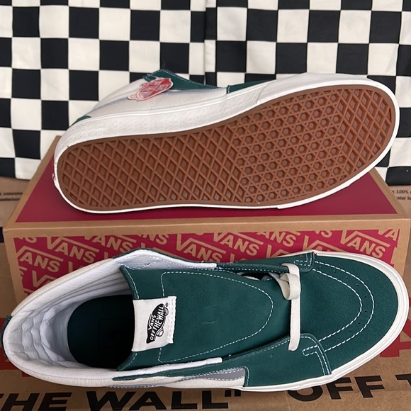 Vans Men’s Sk8-Hi Retro Sport Bistro Green Men’s sneakers - Picture 4 of 16